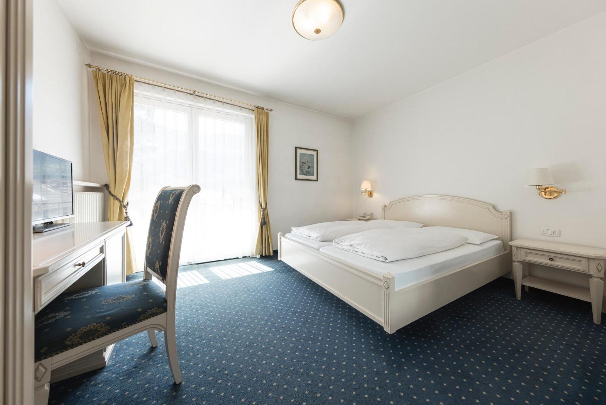 Weingarten Terlan - Rooms & Breakfast Room photo